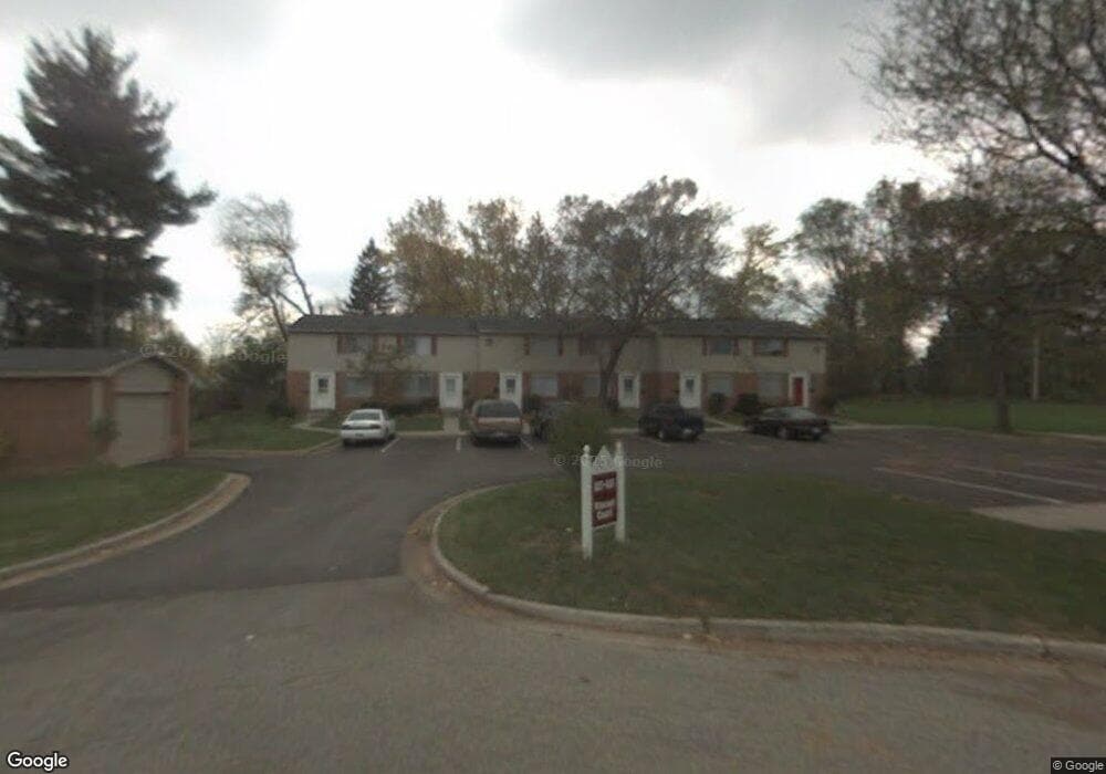 831 Vincent Ct unit 54, Lansing, MI 48910 - photo 1