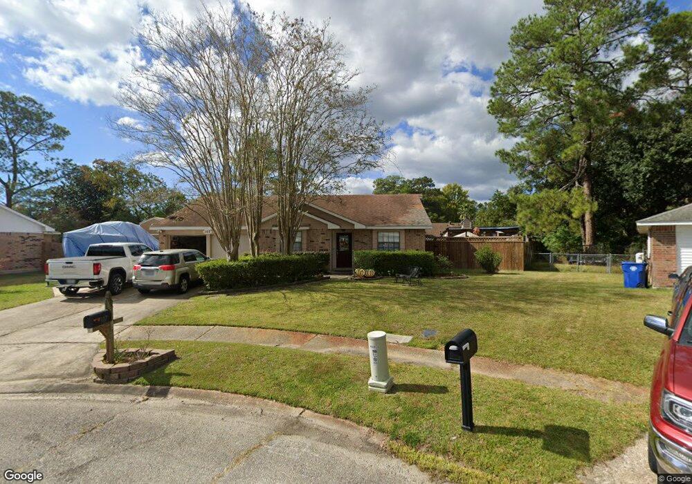 307 N Kings Ct, Slidell, LA 70458 - photo 1