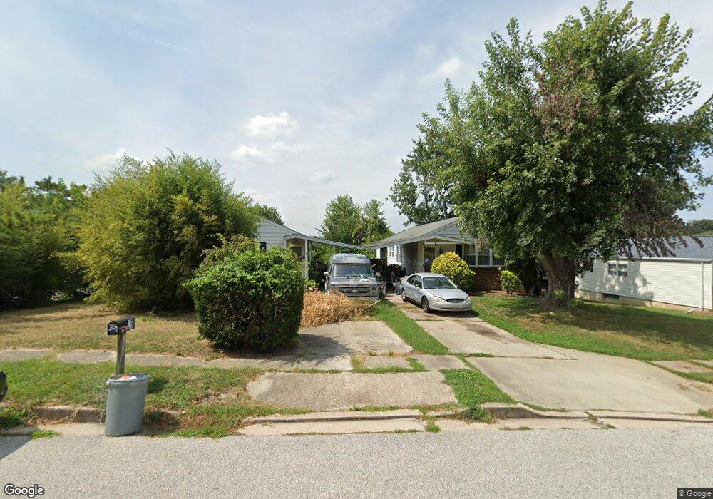 5216 Larlin Rd, Halethorpe, MD 21227 - photo 1