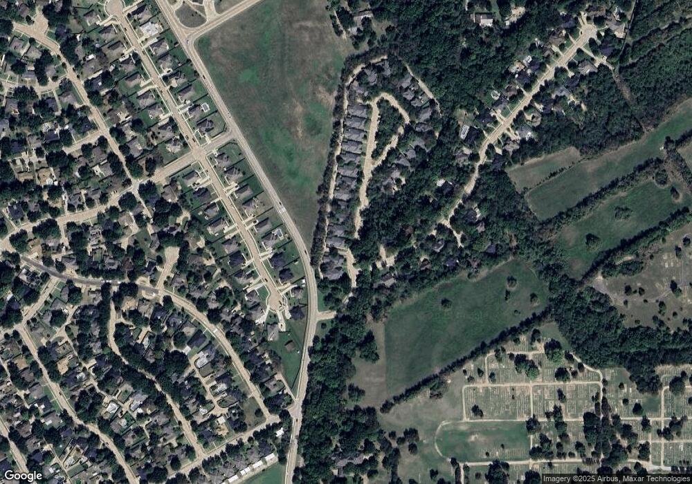 706 Oak Creek Ct, Ennis, TX 75119 - photo 1