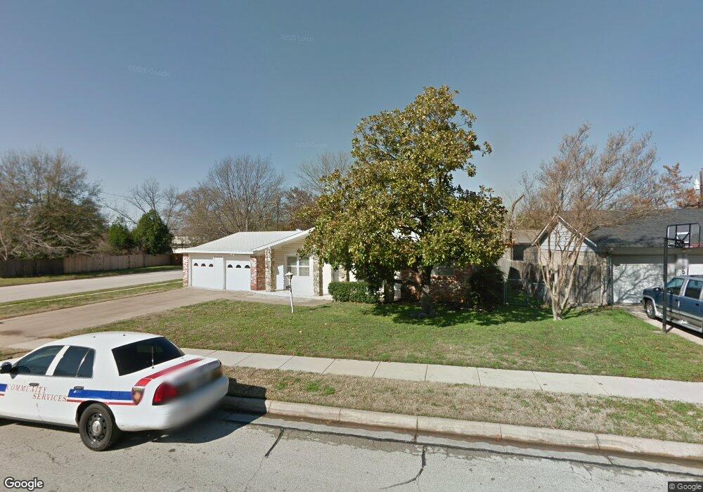 1901 Charleston Dr, Bedford, TX 76022 - photo 1