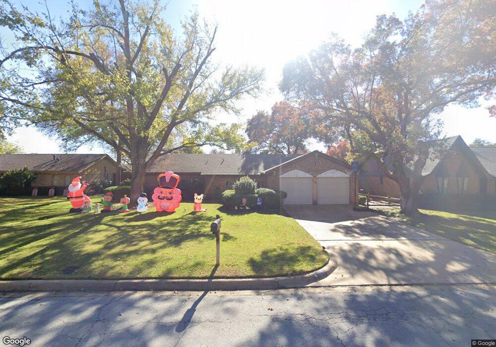 1121 Henson Dr, Hurst, TX 76053 - photo 1