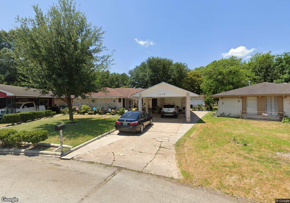 1719 Willow Rock Rd, Houston, TX 77088 - photo 1