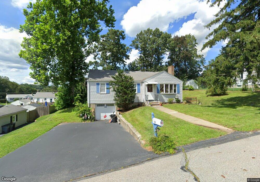 33 Day Cir, Woburn, MA 01801 - photo 1