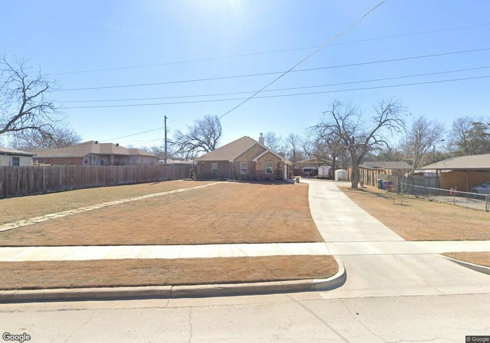 8033 Wyatt Dr, White Settlement, TX 76108 - photo 1