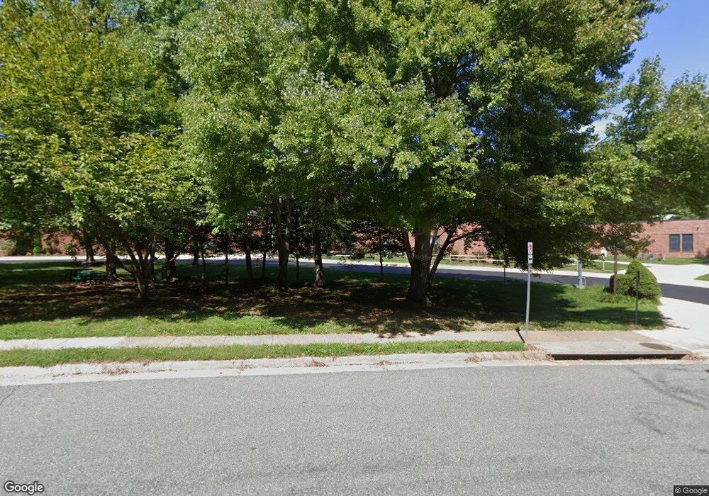 4920 Tallowwood Dr, Dumfries, VA 22025 - photo 1