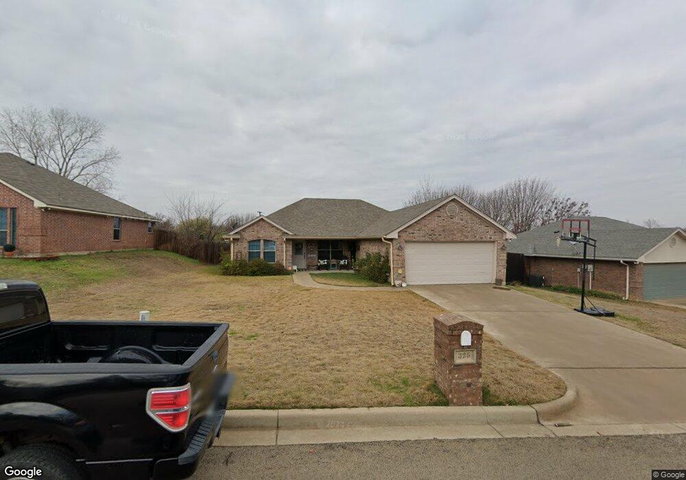 325 Clark Ave, Weatherford, TX 76085 - photo 1