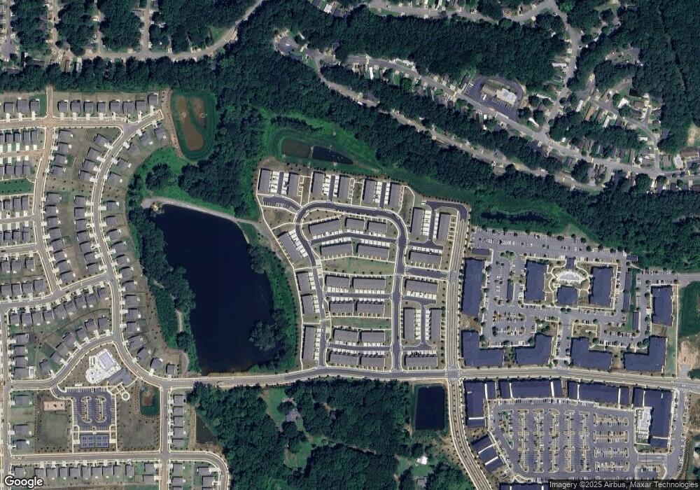 724 Payton #82 Ln unit 107, Acworth, GA 30102 - photo 1