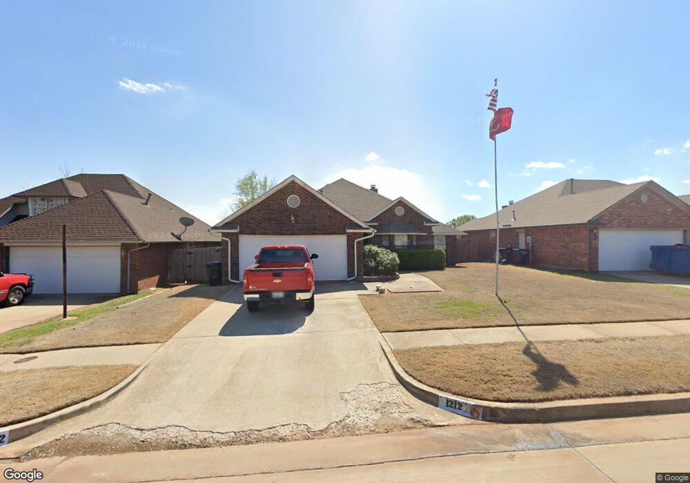 1212 NE 26th St, Moore, OK 73160 - photo 1