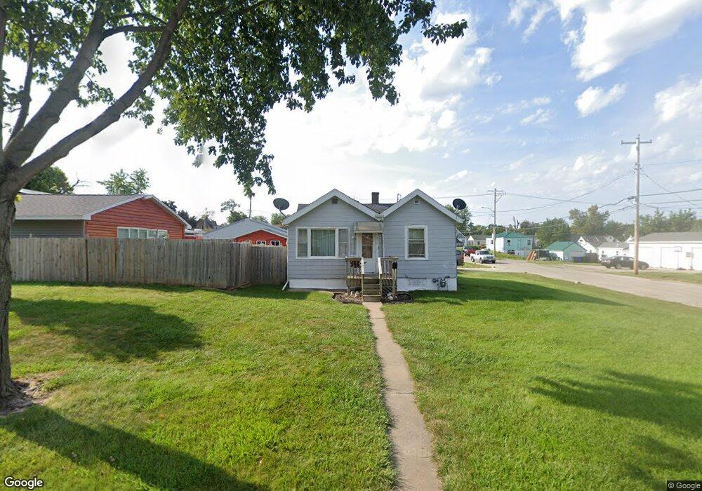 955 15th Ave SW, Cedar Rapids, IA 52404 - photo 1