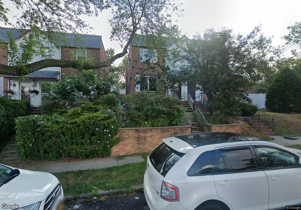 8243 165th St, Jamaica, NY 11432 - photo 1