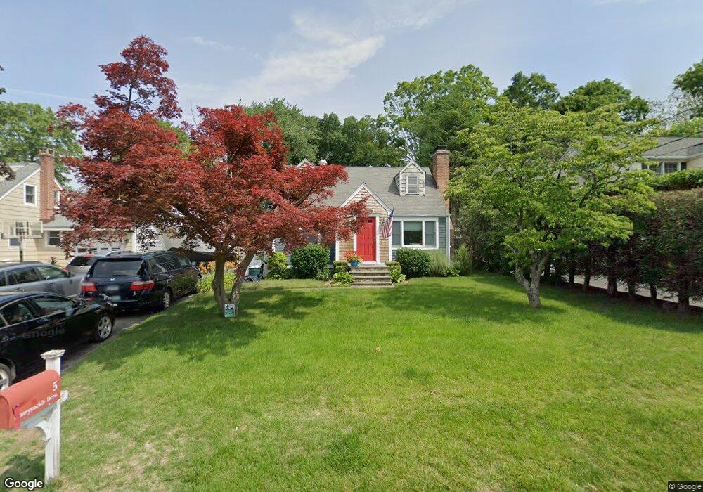 5 Honeysuckle Dr, Norwalk, CT 06851 - photo 1