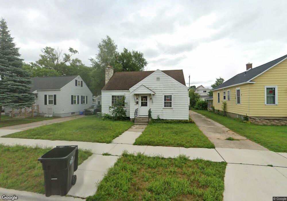 1509 17th Ave, Menominee, MI 49858 - photo 1