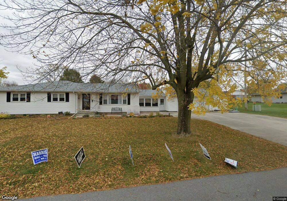 804 Park Dr, Wapakoneta, OH 45895 - photo 1