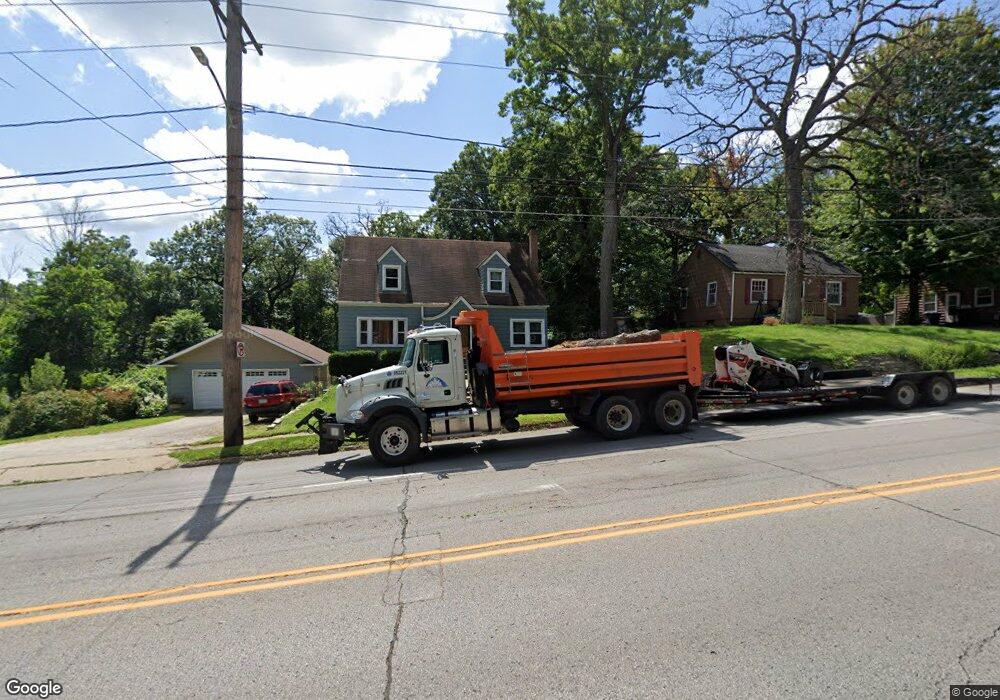 2728 Hickman Rd, Des Moines, IA 50310 - photo 1