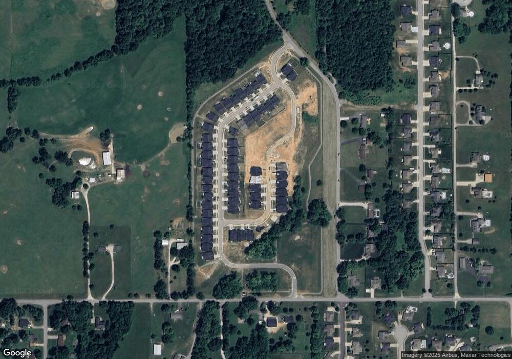 1019 Oskin Dr unit 221, Georgetown, IN 47122 - photo 1