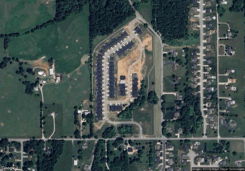 1017 Oskin Dr unit 220, Georgetown, IN 47122 - photo 1