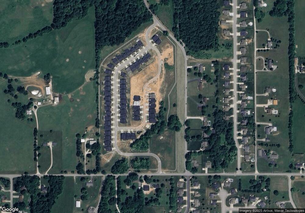 1018 Oskin Dr unit 212, Georgetown, IN 47122 - photo 1