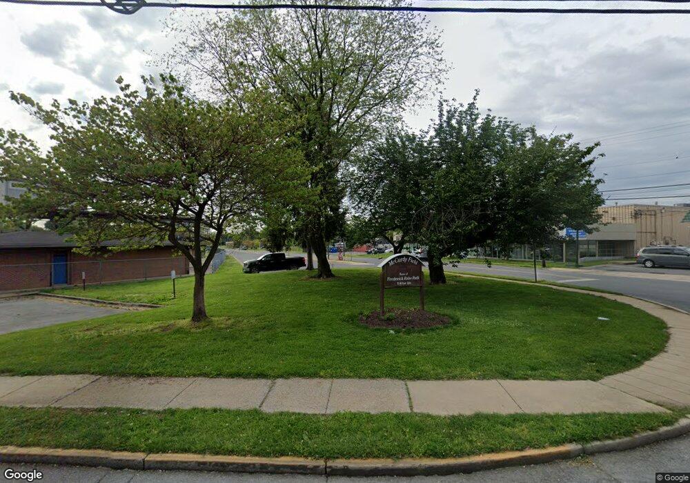 212 S Jefferson St, Frederick, MD 21701 - photo 1