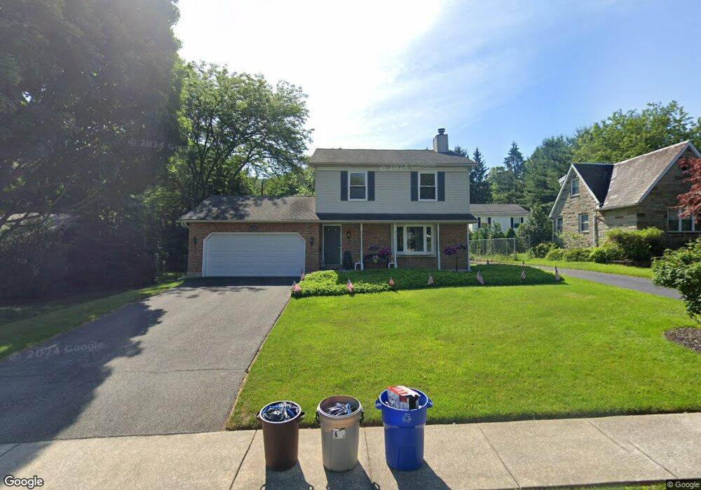 660 Glenwood St, Emmaus, PA 18049 - photo 1