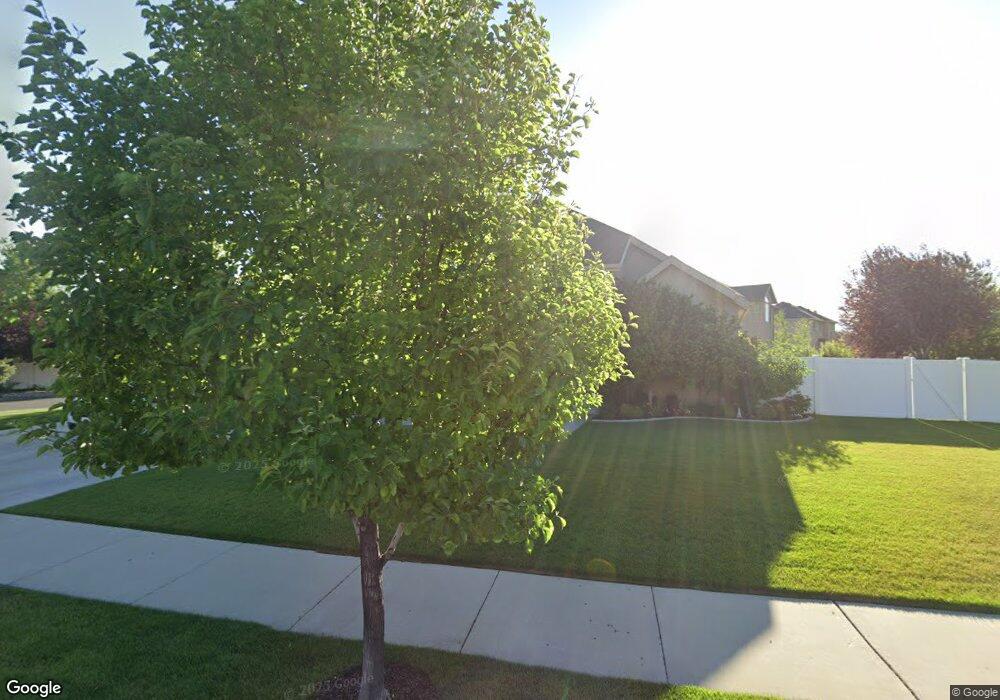 10243 S Walnut Canyon Ln, South Jordan, UT 84009 - photo 1