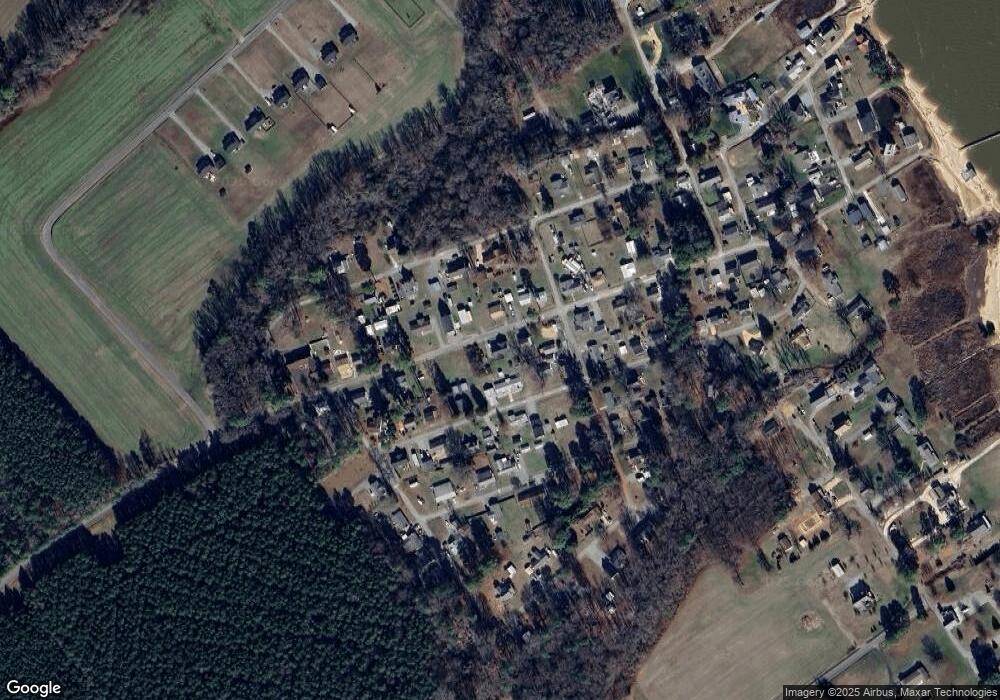 280 Marine Dr, Dunnsville, VA 22454 - photo 1