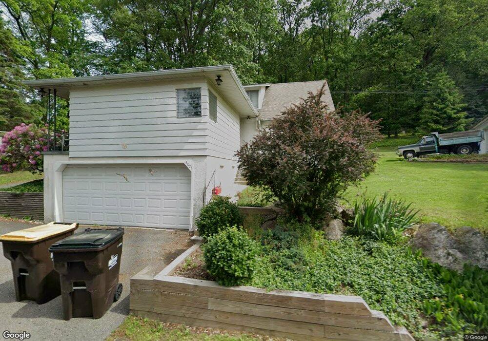 4877 Churchview Rd, Zionsville, PA 18092 - photo 1