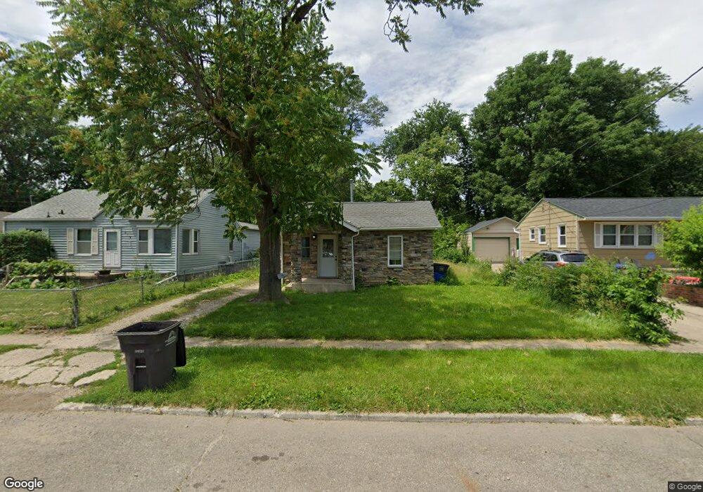 822 E 27th Ct, Des Moines, IA 50317 - photo 1