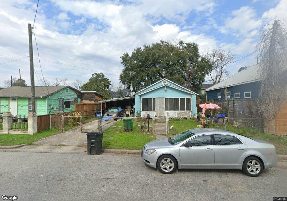 1209 Gale St, Houston, TX 77009 - photo 1