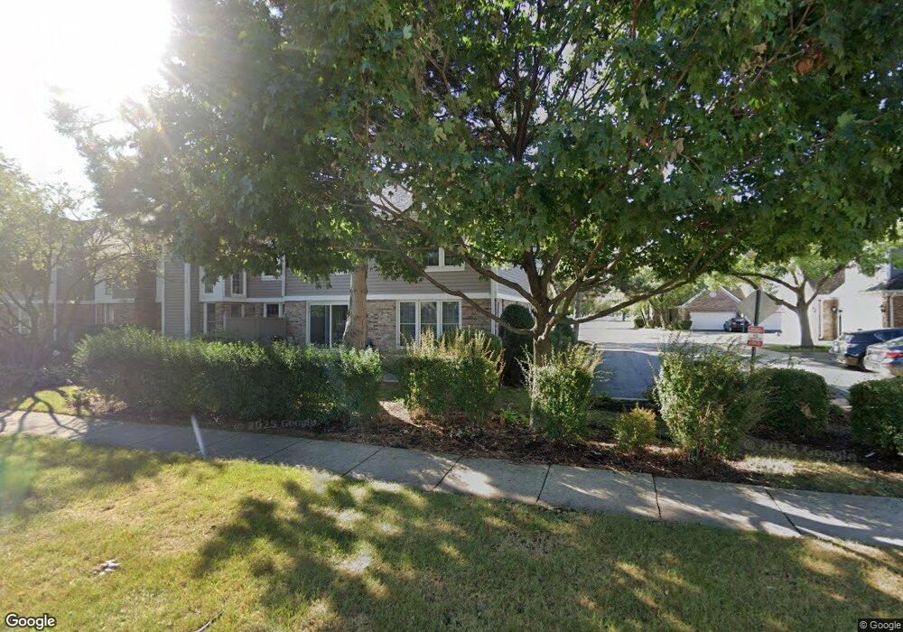 810 Fairmont Ct, Des Plaines, IL 60018 - photo 1