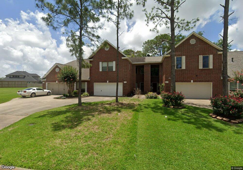 202 W Castle Harbour Dr unit 4, Friendswood, TX 77546 - photo 1