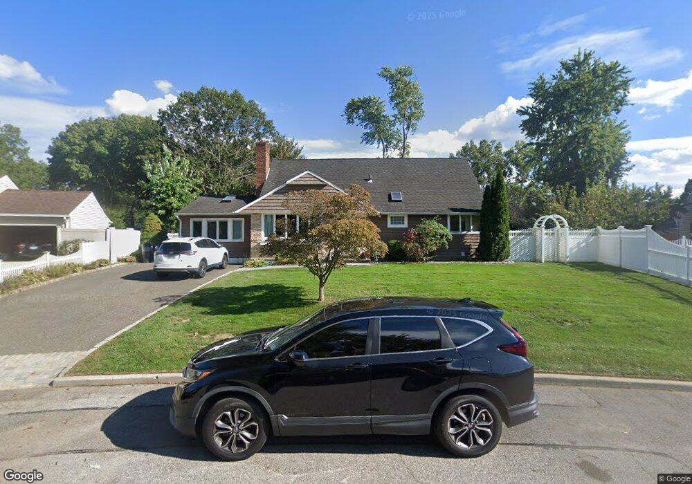 22 Jerry Ln, Glen Cove, NY 11542 - photo 1