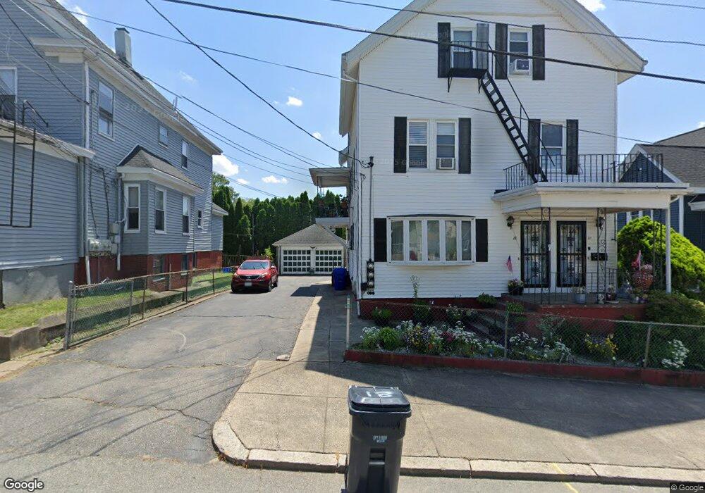 18 Sisson St, Pawtucket, RI 02860 - photo 1