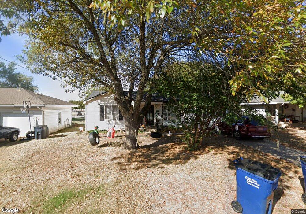 1408 Sherry Ln, Shawnee, OK 74801 - photo 1