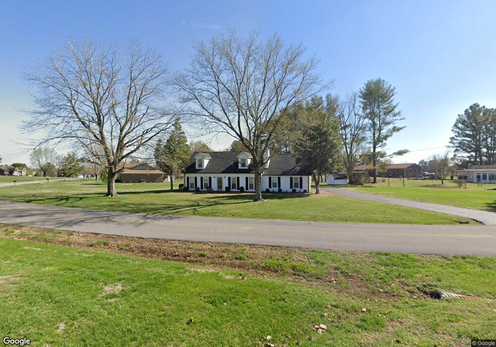 310 Meadowlark Dr, Shelbyville, TN 37160 - photo 1