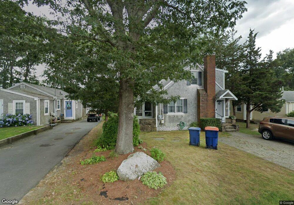 5 Cedar St, Mattapoisett, MA 02739 - photo 1