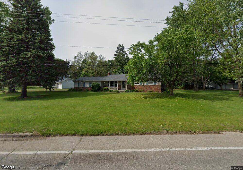 420 W River Rd, Flushing, MI 48433 - photo 1