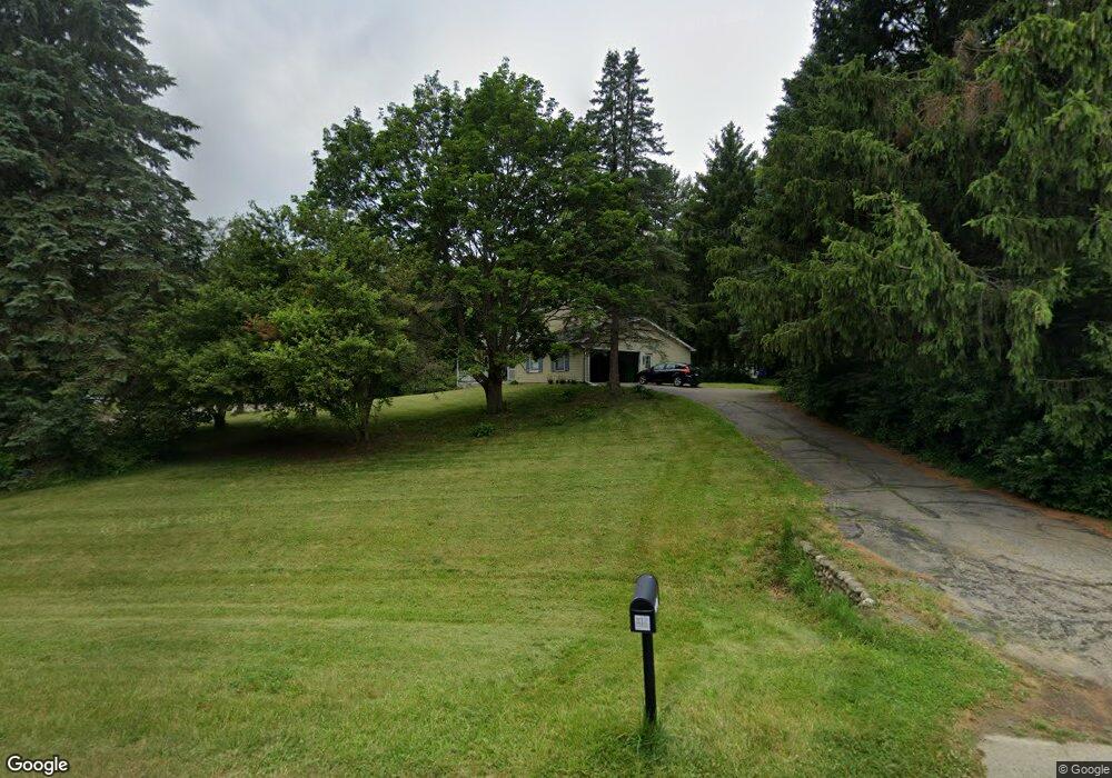 9750 Foxway Ct, Dexter, MI 48130 - photo 1