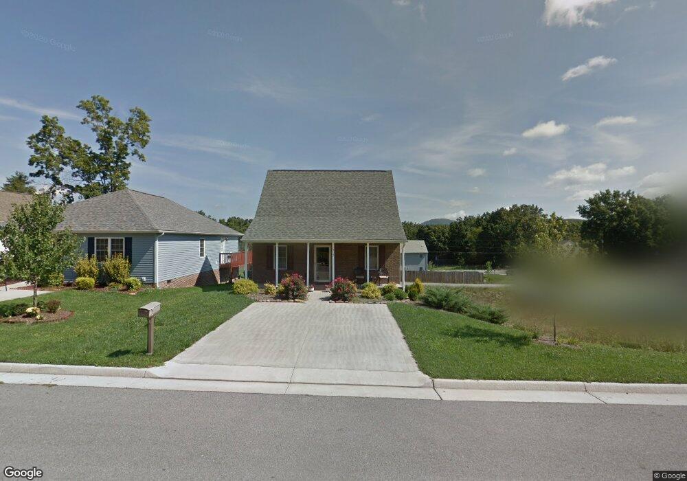 1517 C St, Waynesboro, VA 22980 - photo 1