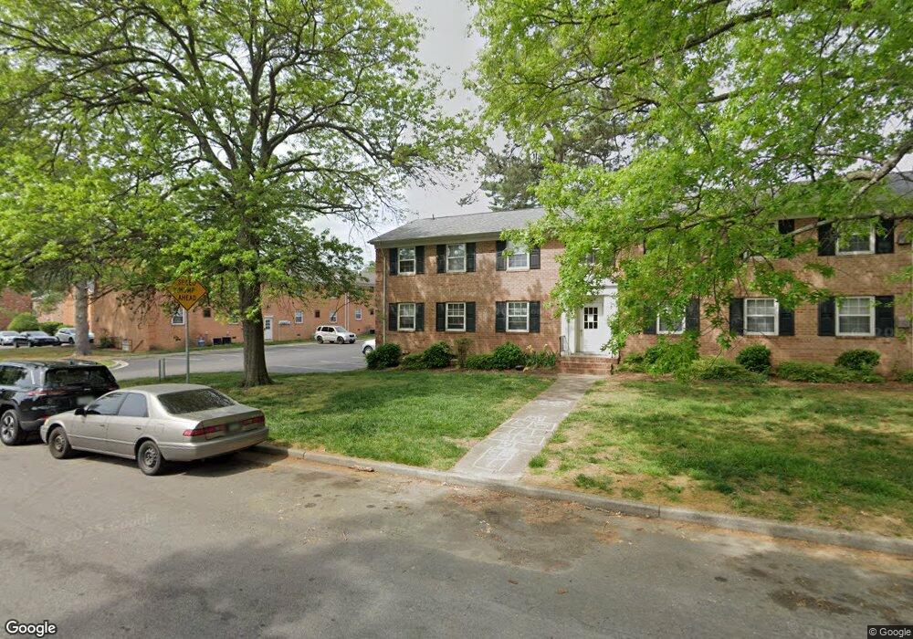 1418 Oakhurst Ln, Richmond, VA 23225 - photo 1