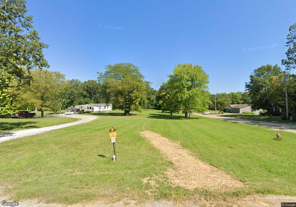 20 Old Cain Rd, Harrisburg, IL 62946 - photo 1