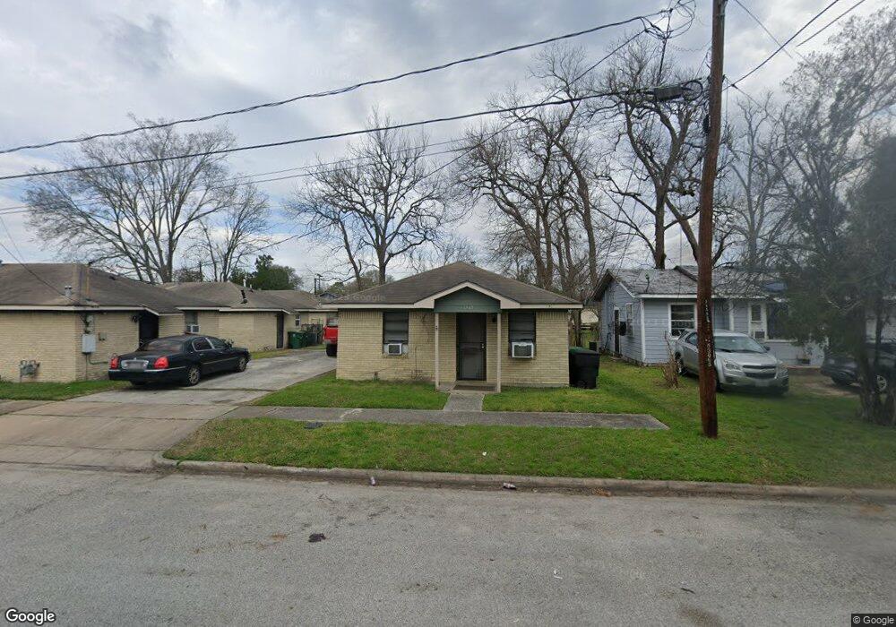 1507 Tarley St, Houston, TX 77009 - photo 1