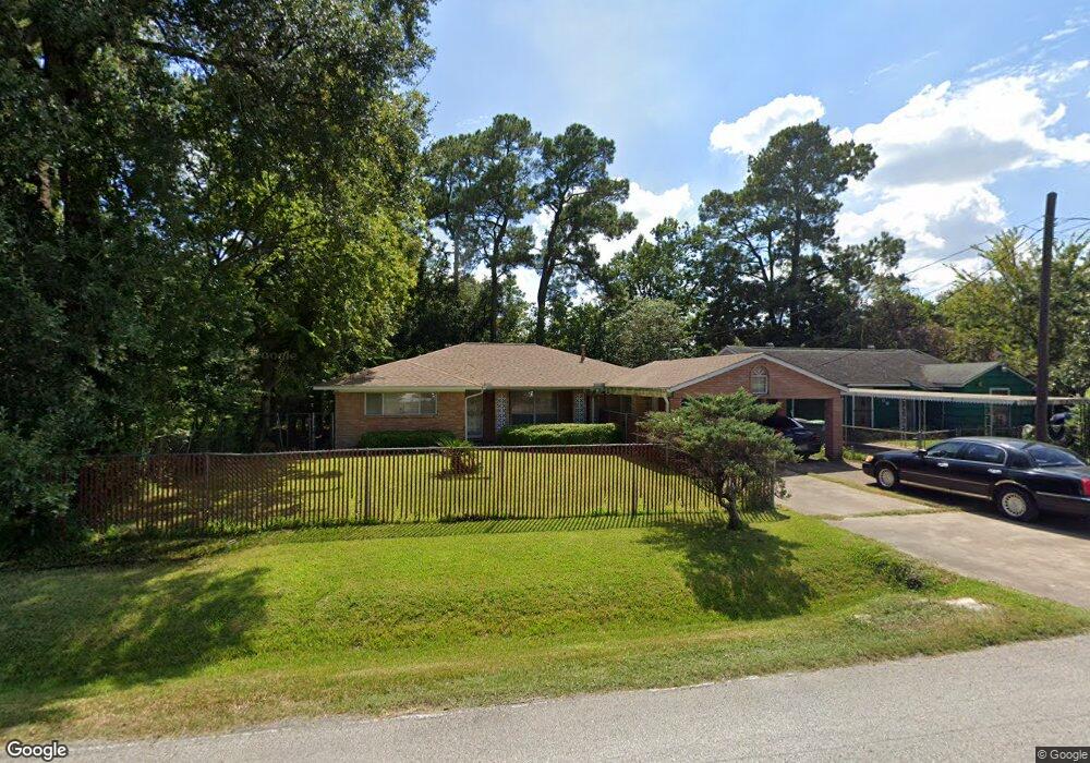 3712 Weaver Rd, Houston, TX 77093 - photo 1
