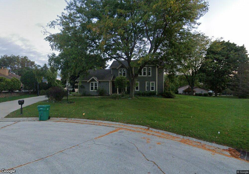 N82W16404 Lavergne Ct, Menomonee Falls, WI 53051 - photo 1