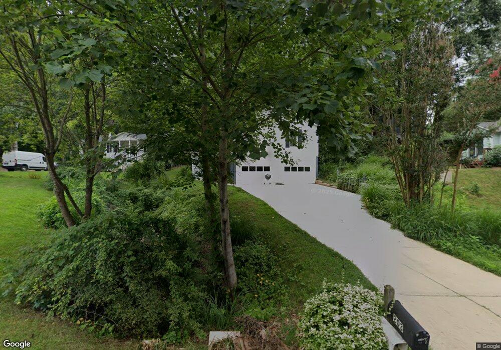 203 Glen Woods Ct, Asheville, NC 28803 - photo 1