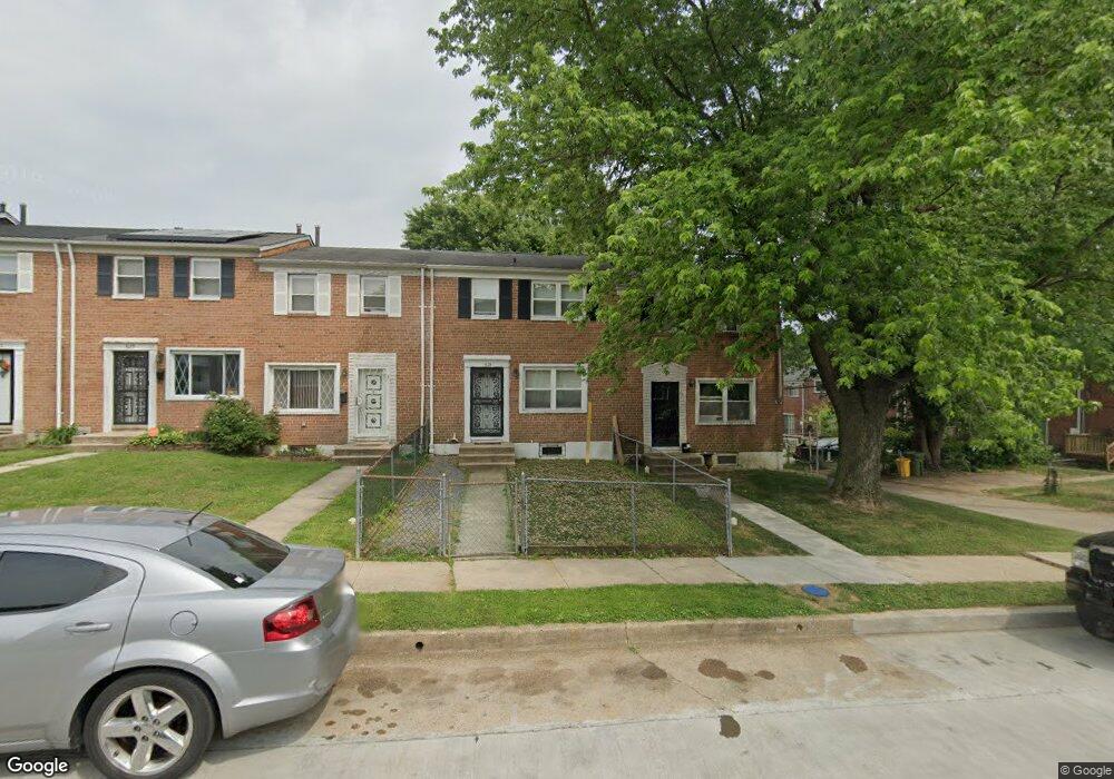 629 Markham Rd, Baltimore, MD 21229 - photo 1