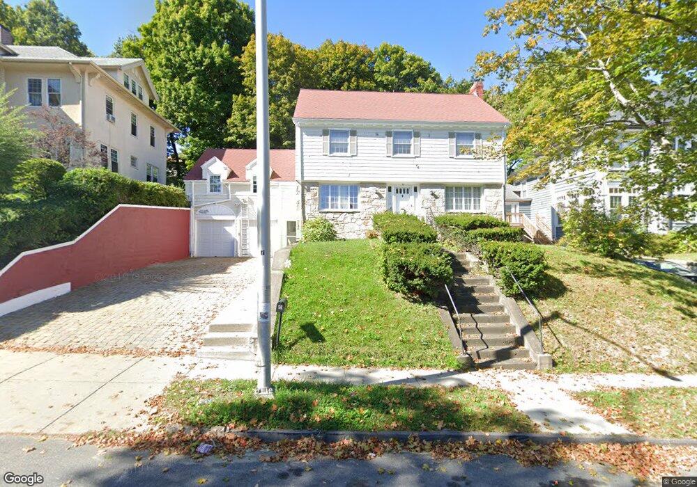 56 S Lenox St, Worcester, MA 01602 - photo 1