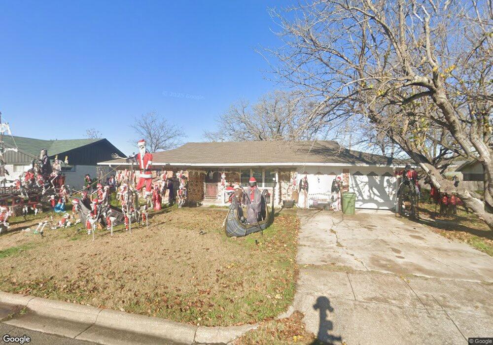 8209 Jerrie jo Dr, North Richland Hills, TX 76180 - photo 1