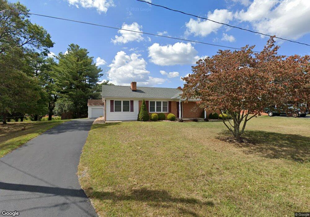 27 Friendship Ln, Stuarts Draft, VA 24477 - photo 1