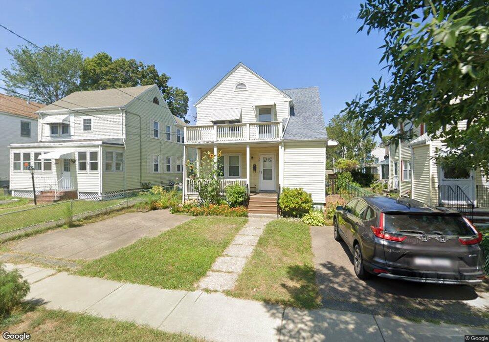 22 Whiton Ave, Quincy, MA 02169 - photo 1